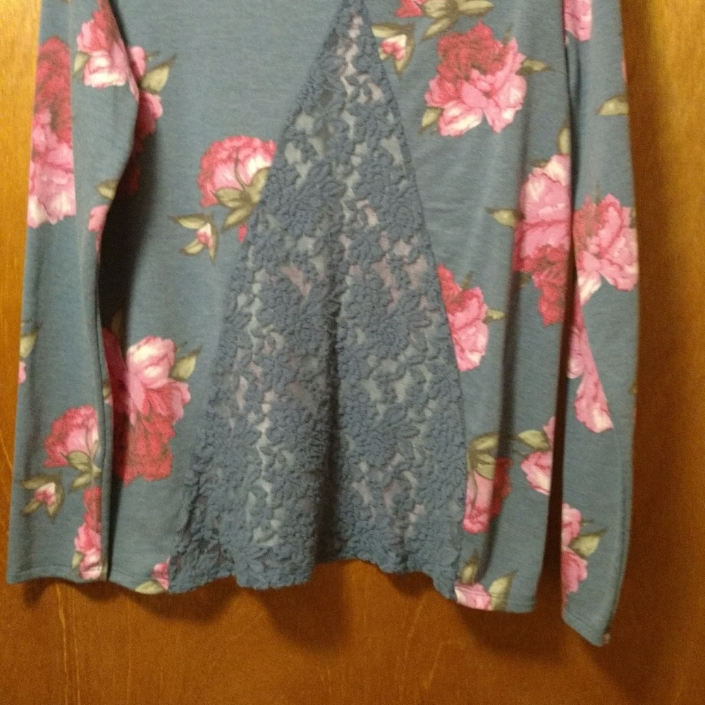 Womens floral shirt
